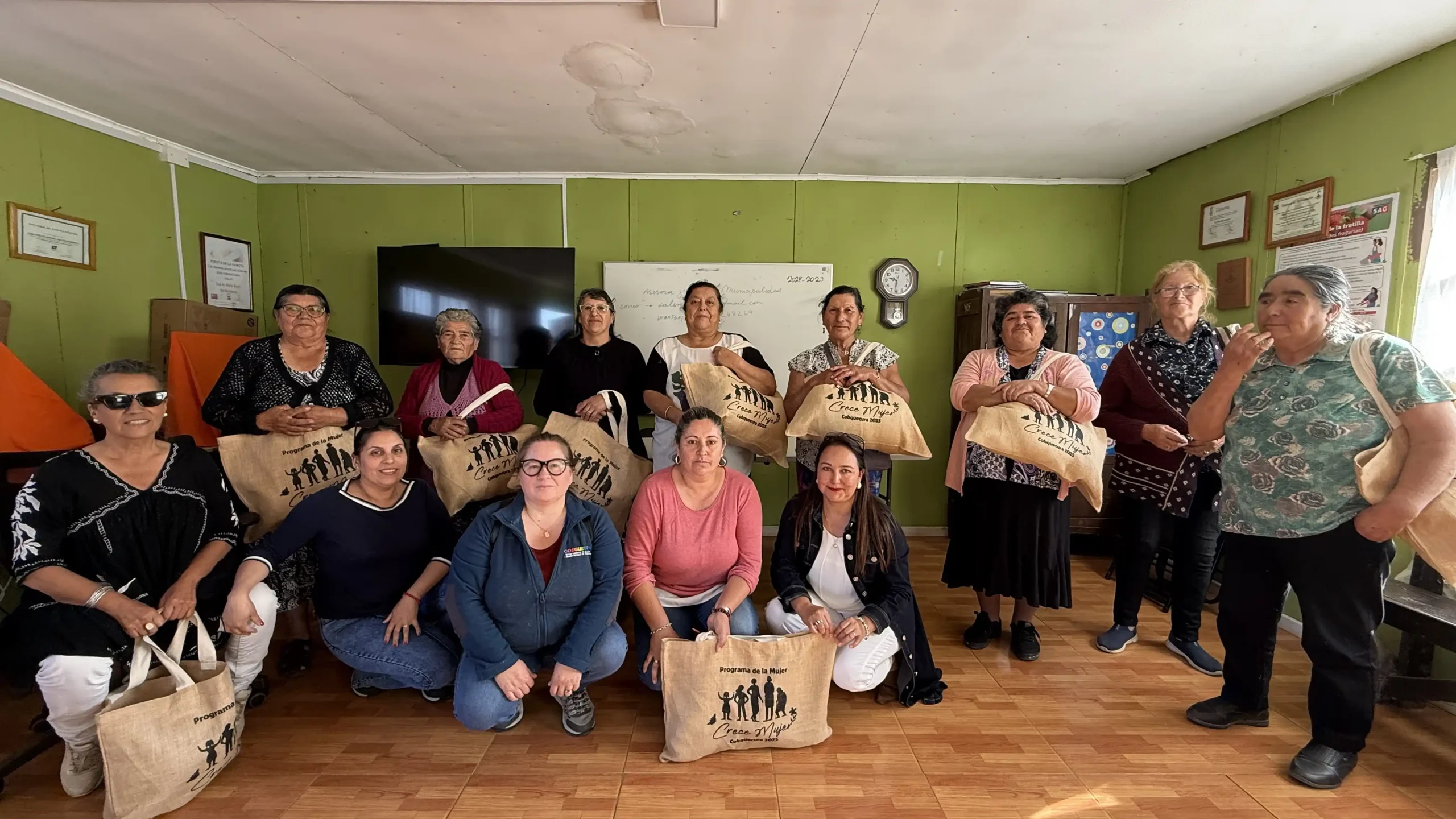 Programa Crece Mujer continua su recorrido por las distintas localidades de Cobquecura